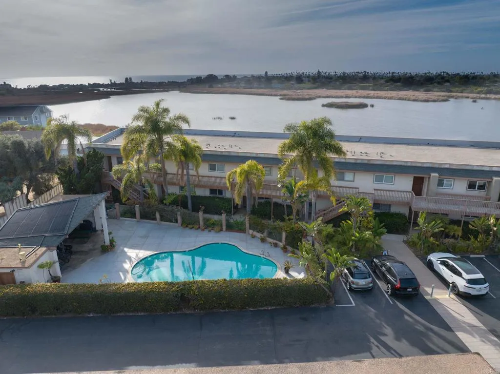 Additional image 10 of 2475 Jefferson St Unit 103, Carlsbad, CA 92008