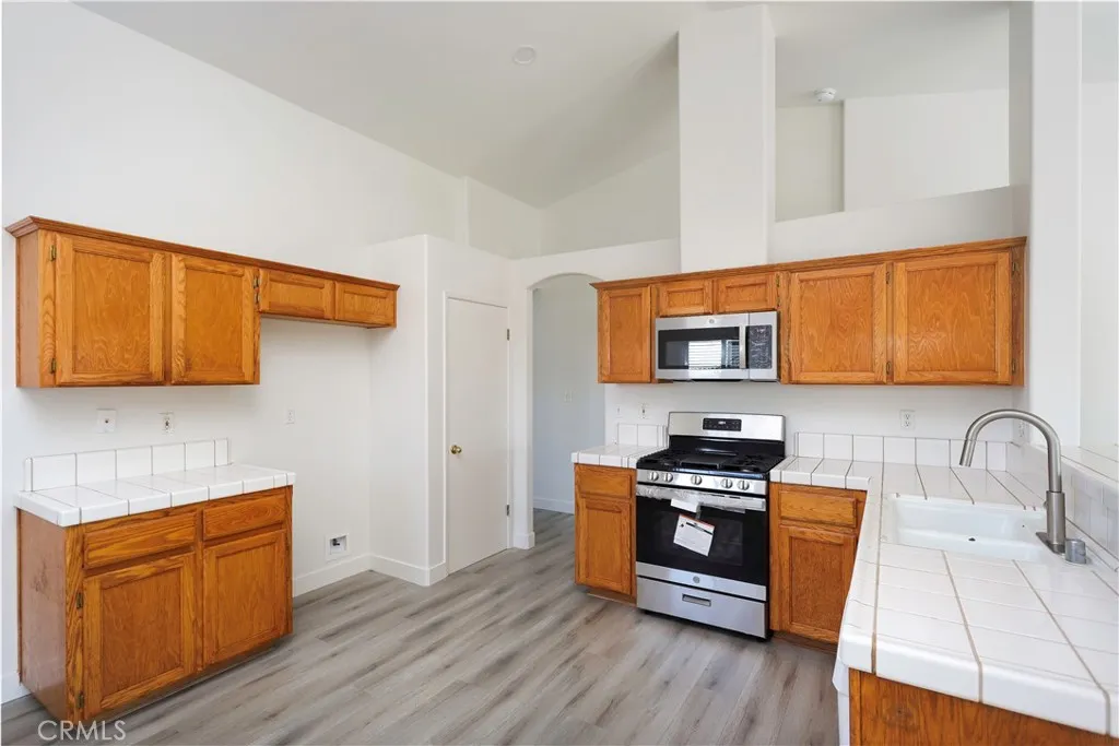 Additional image 33 of 12227 Grand Teton Dr, Bakersfield, CA 93312