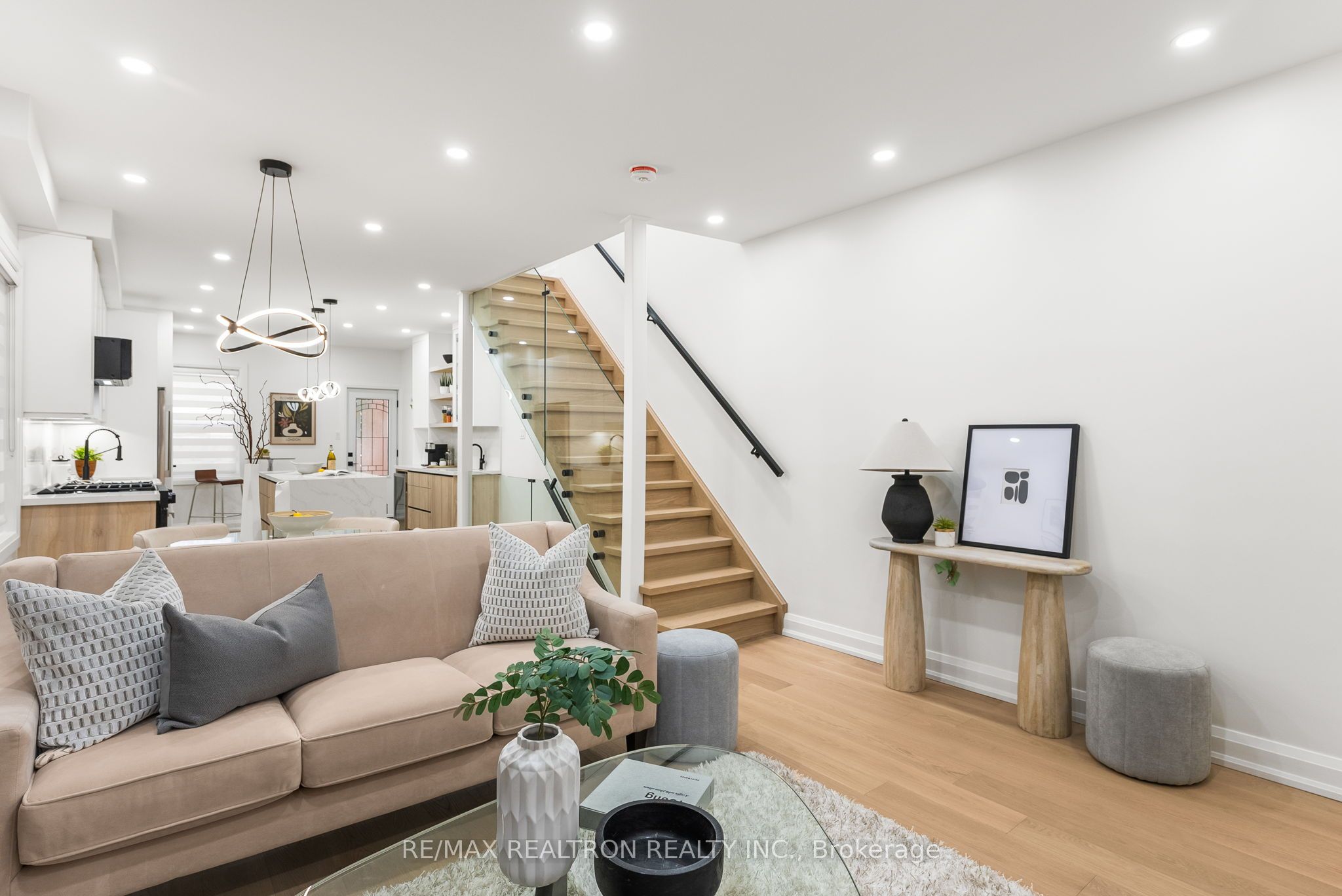 Additional image 4 of 111 Glenmore Road, Toronto, ON, M4L 3M2