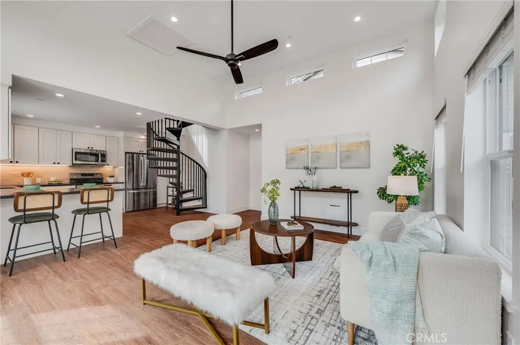 Additional image 5 of 127 E Foothill Boulevard Unit A, Glendora, CA 91741