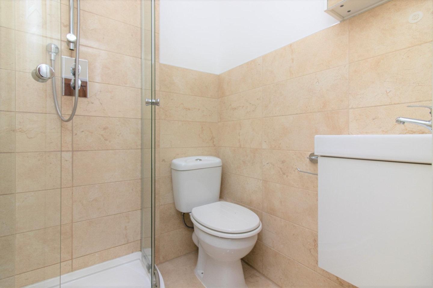 Additional image 13 of 2 Bed Flat, Queensway, W2, N1 7GU