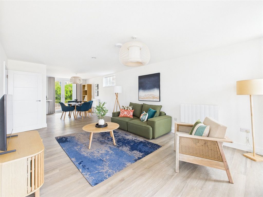 Additional image 3 of 3 bed flat for saleAtlantic Road South, Weston-Super-Mare, North Somerset BS23