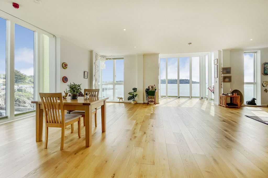 Additional image 8 of 3 bed flat for saleRivage, The Hoe, Plymouth, Devon PL1