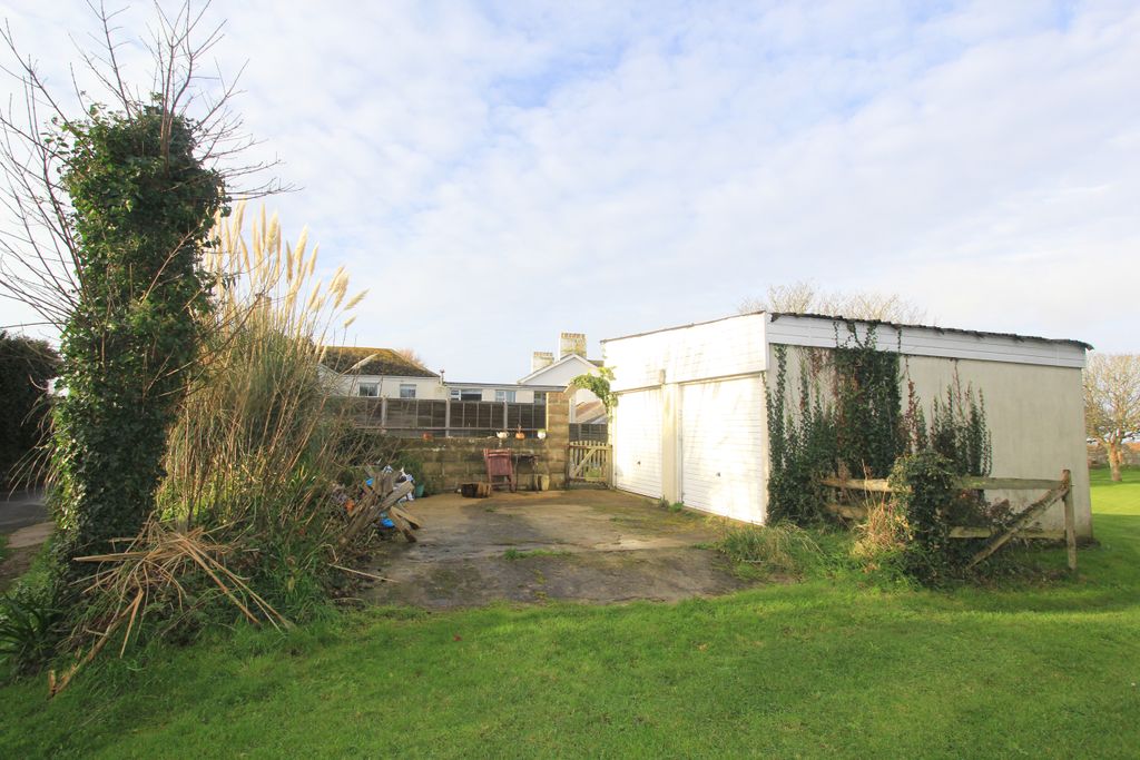 Land for saleLongis Road, Alderney GY9