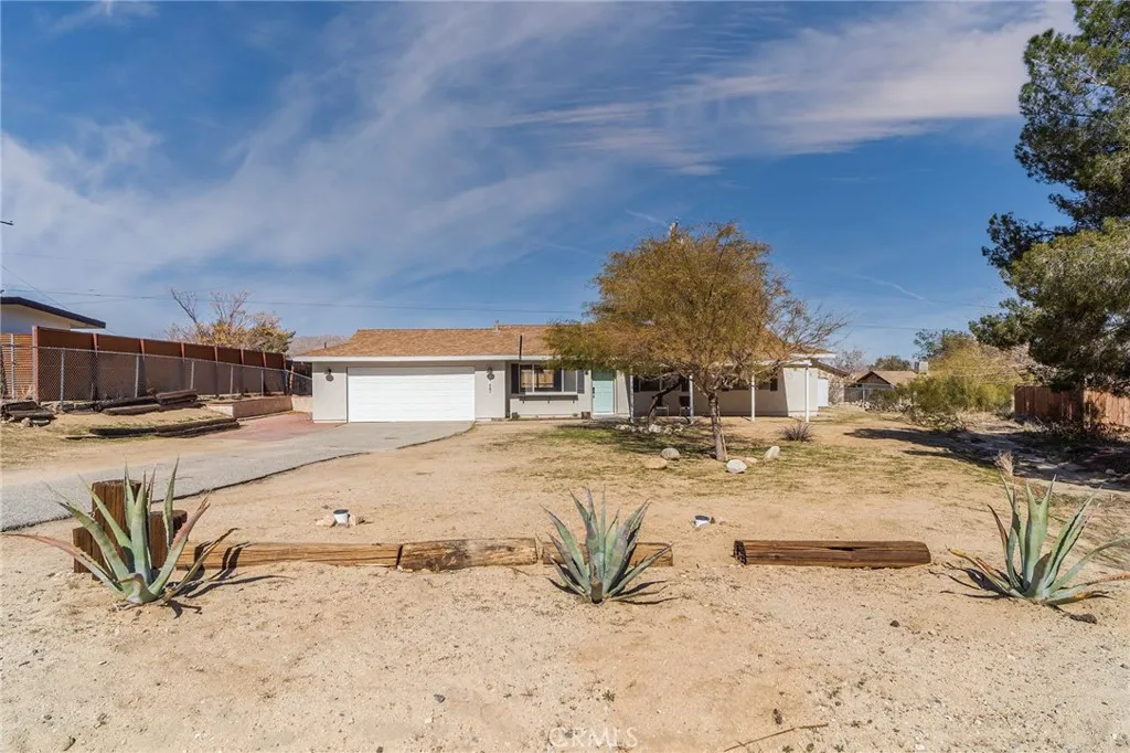61660 Valley View Dr, Joshua Tree, CA 92252