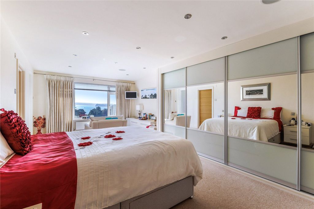 Additional image 10 of 3 bed flat for saleCliftons, 30 Nairn Road, Canford Cliffs, Poole BH13