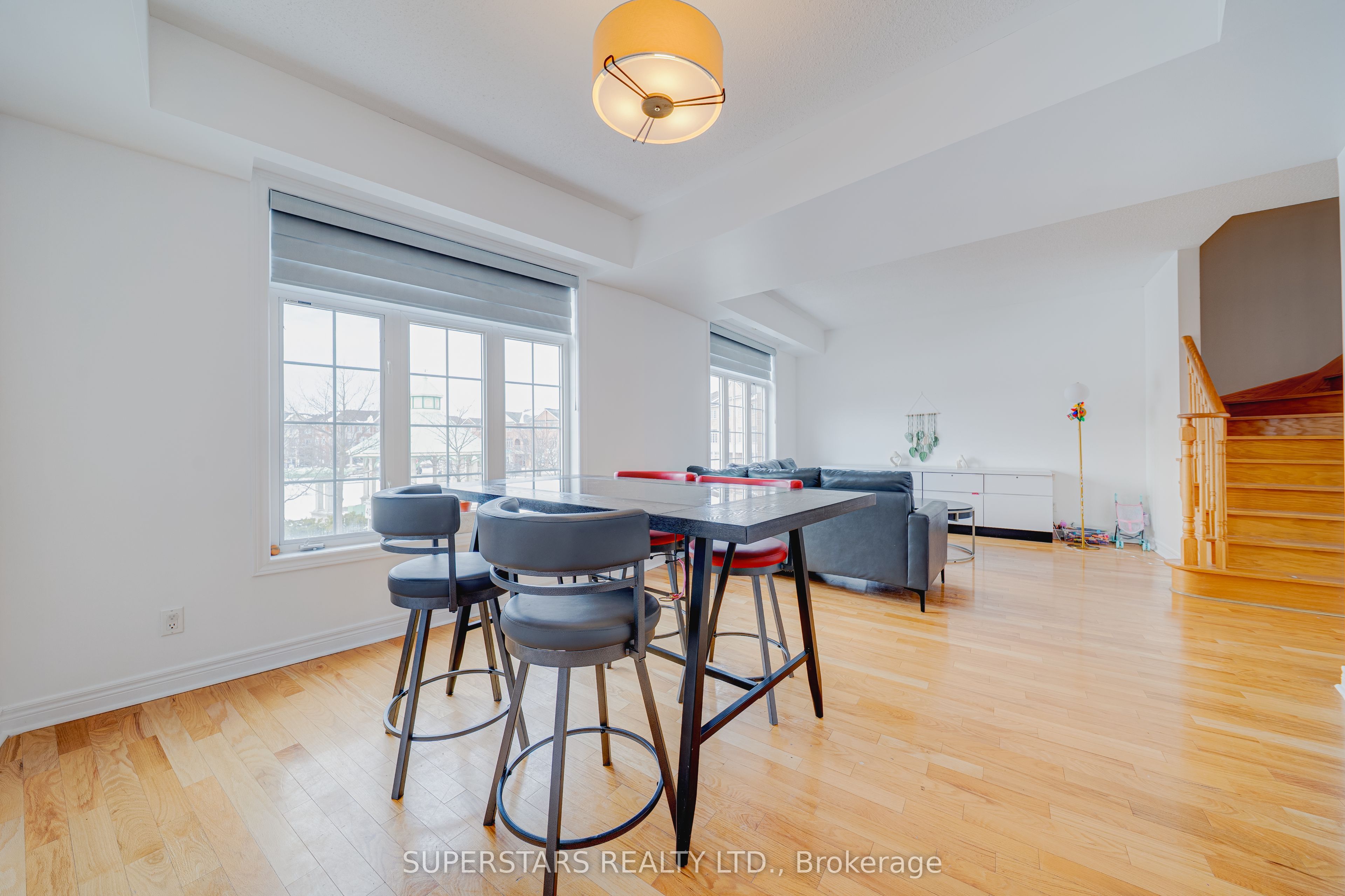 Additional image 4 of 22-30 Greensborough Village Circle, Markham, ON, L6E 1Z1