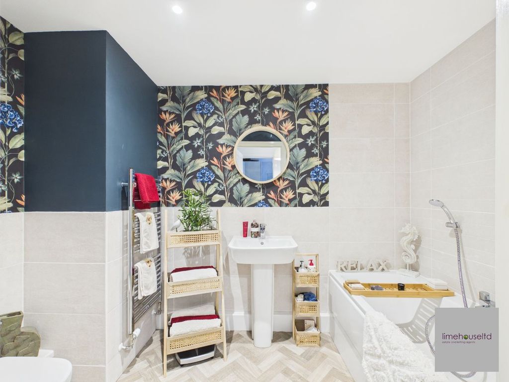 Additional image 15 of 2 bed flat for saleLoaningdale Avenue, Biggar ML12