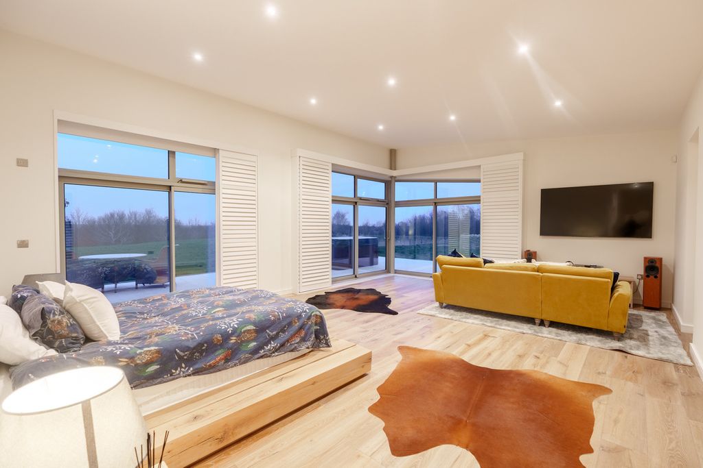 Additional image 18 of 7 bed detached house for saleBuckle Street, Honeybourne WR11