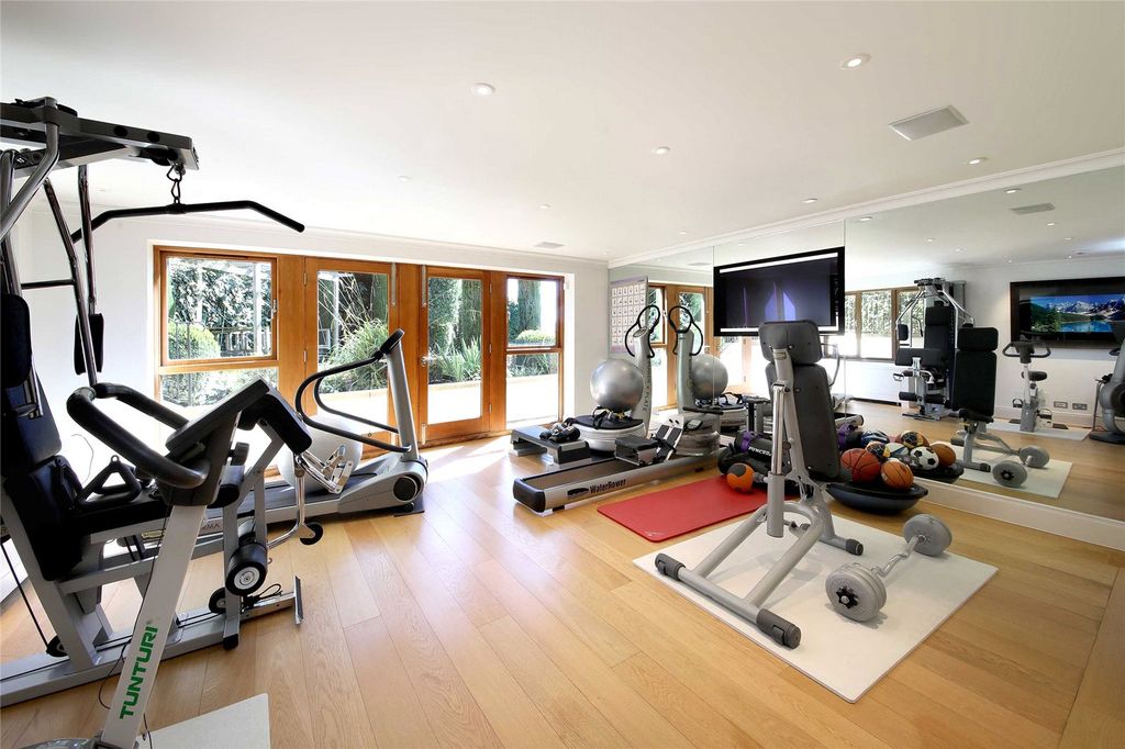 Additional image 10 of 5 bed detached house for saleHarpsden Way, Henley-On-Thames, Oxfordshire RG9