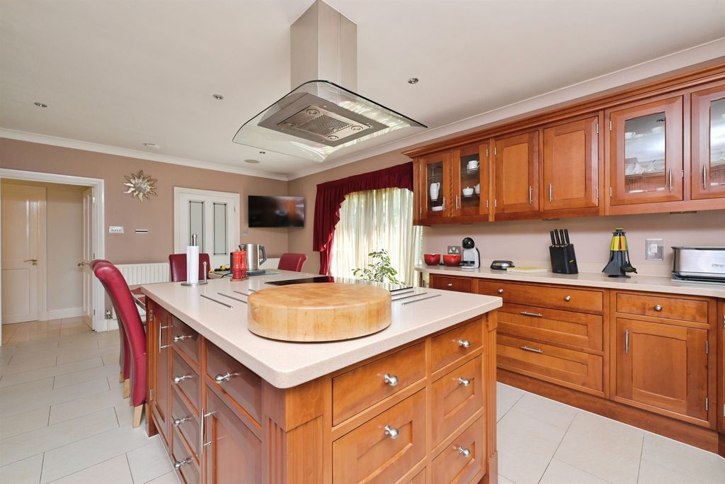 Additional image 14 of 6 bed detached house for saleAshleigh, Orton Wistow, Peterborough PE2