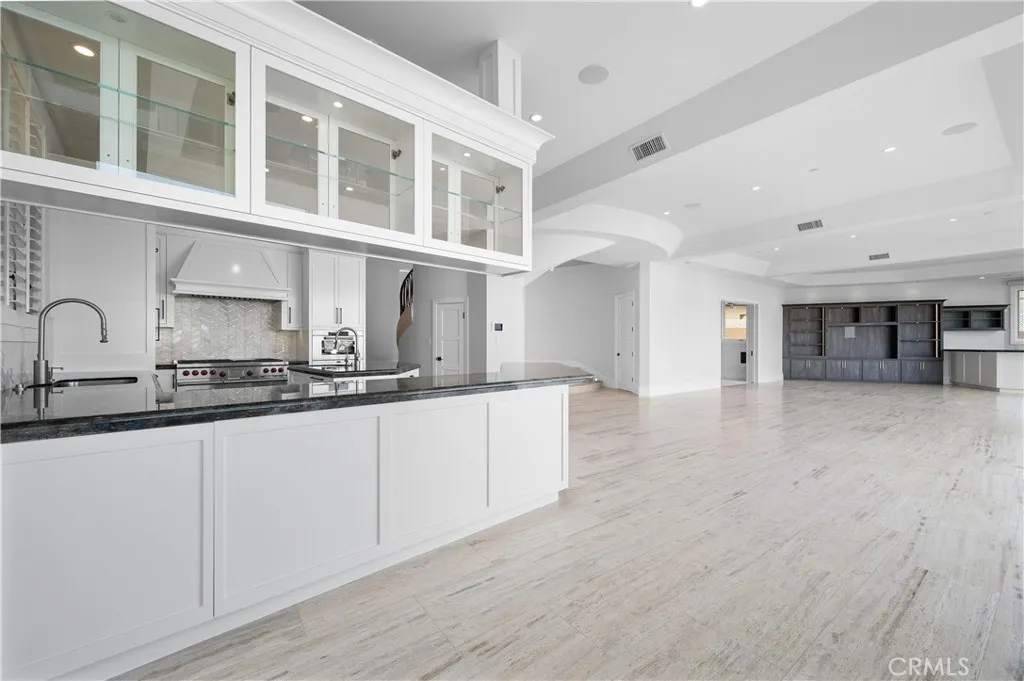 Additional image 50 of 45 Linda Isle, Newport Beach, CA 92660