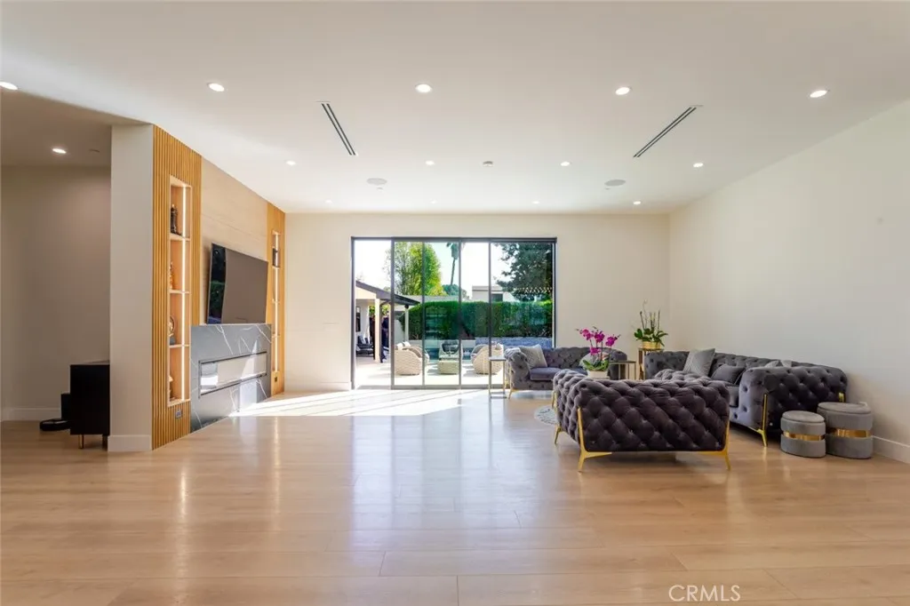 Additional image 99 of 7714 Lasaine Avenue, Northridge, CA 91325