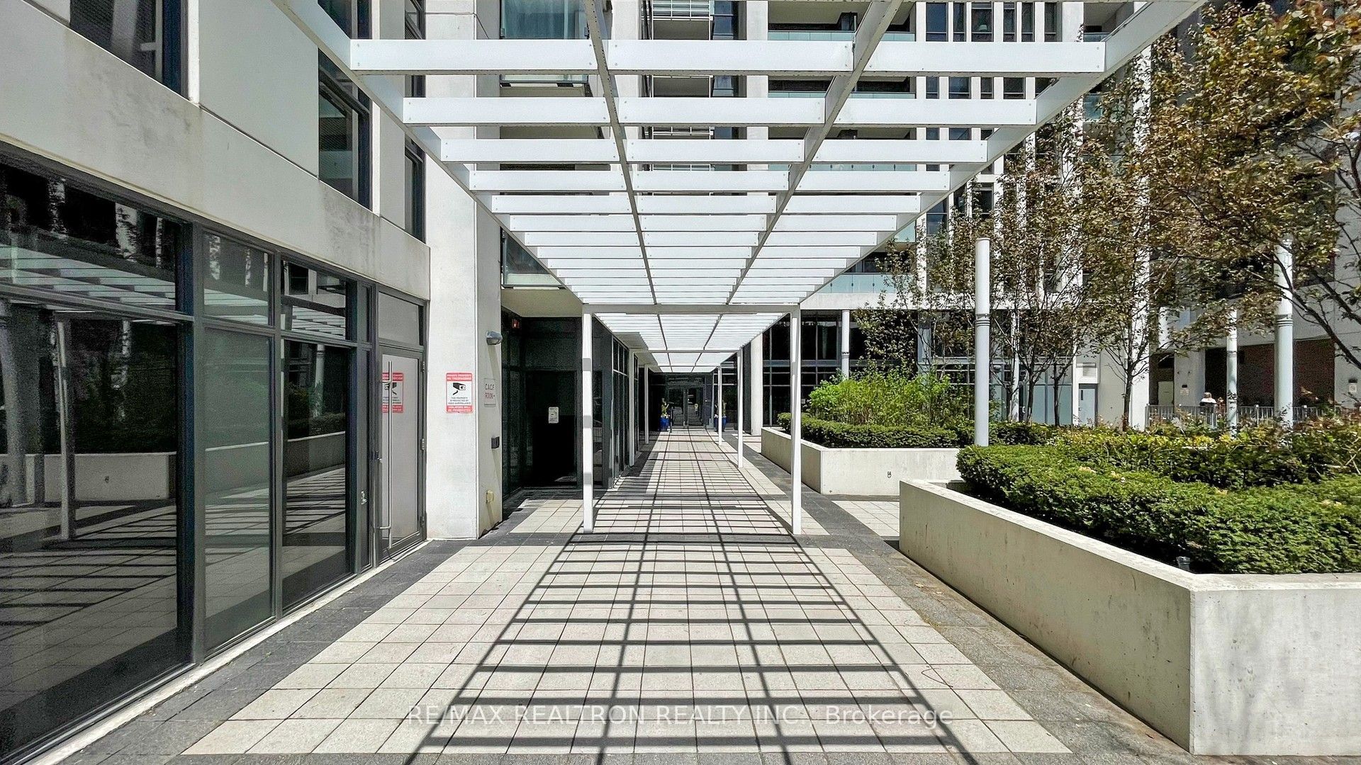 Additional image 6 of 2002-400 Adelaide Street, Toronto, ON, M5A 1N4