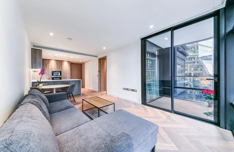 1 Bed Flat, Principal Place, EC2A, N1 7GU