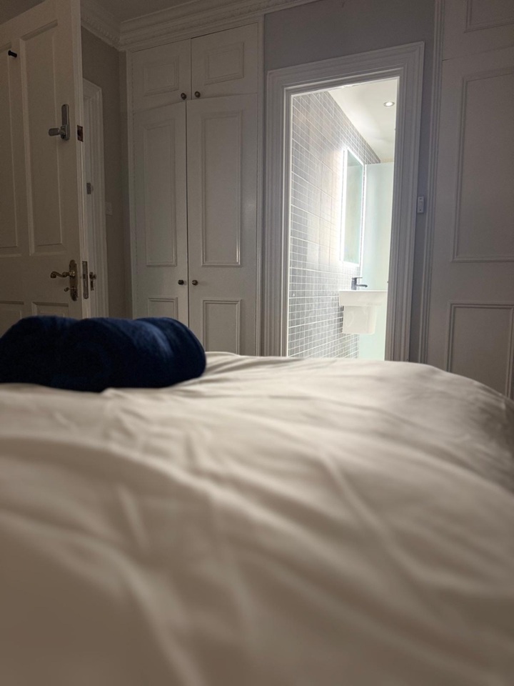 Additional image 18 of 3 Bed Penthouse, Beaufort Gardens, SW3, N1 7GU