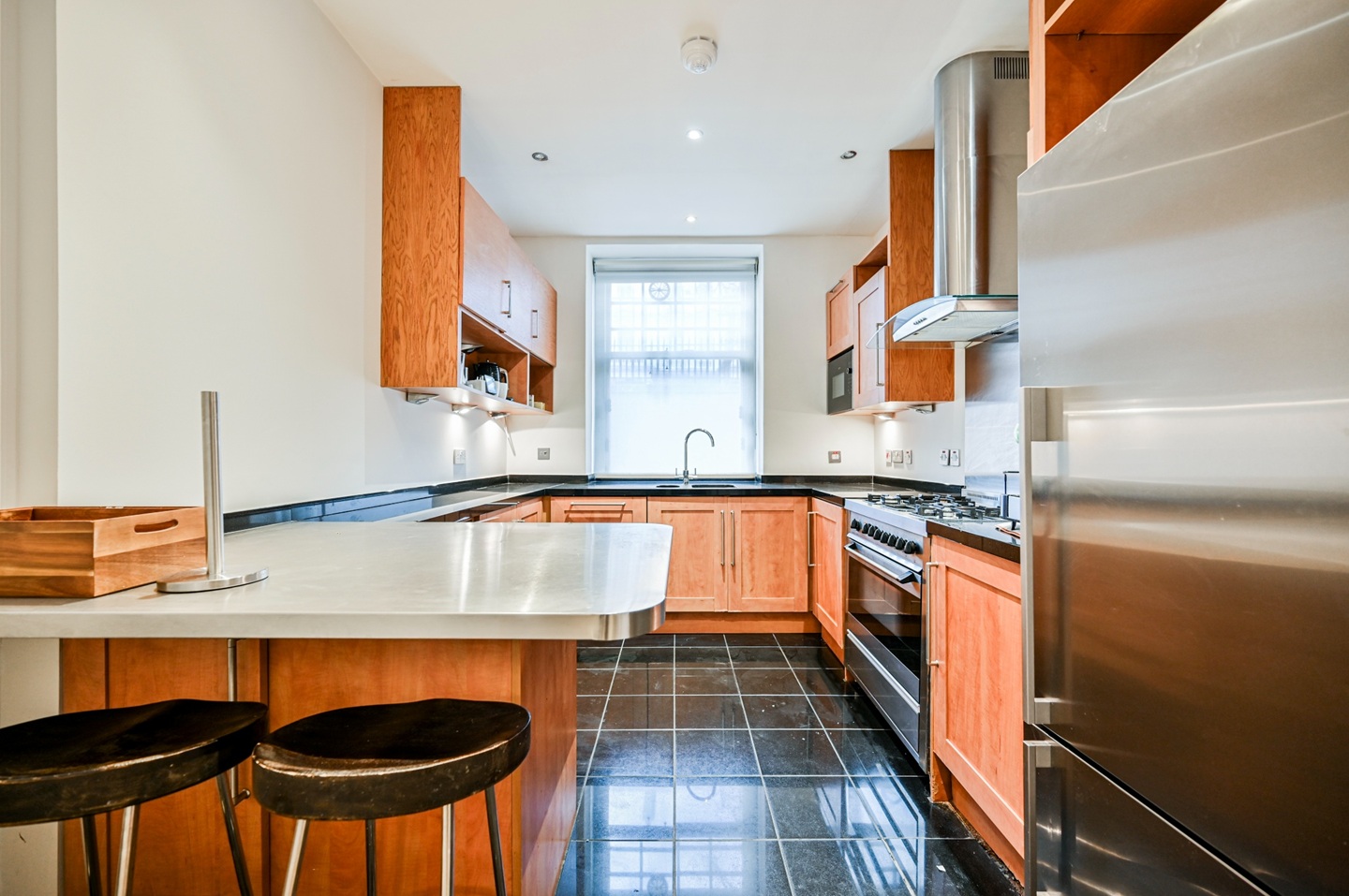 Additional image 4 of 2 Bed Flat, Queens Gate, SW7, N1 7GU