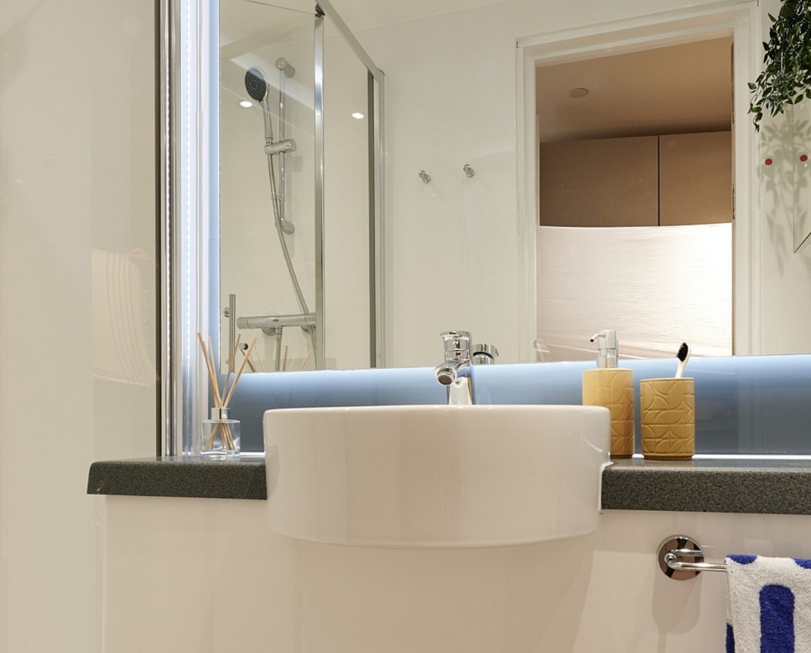 Additional image 4 of Studio Flat, Spa Road, SE16, N1 7GU