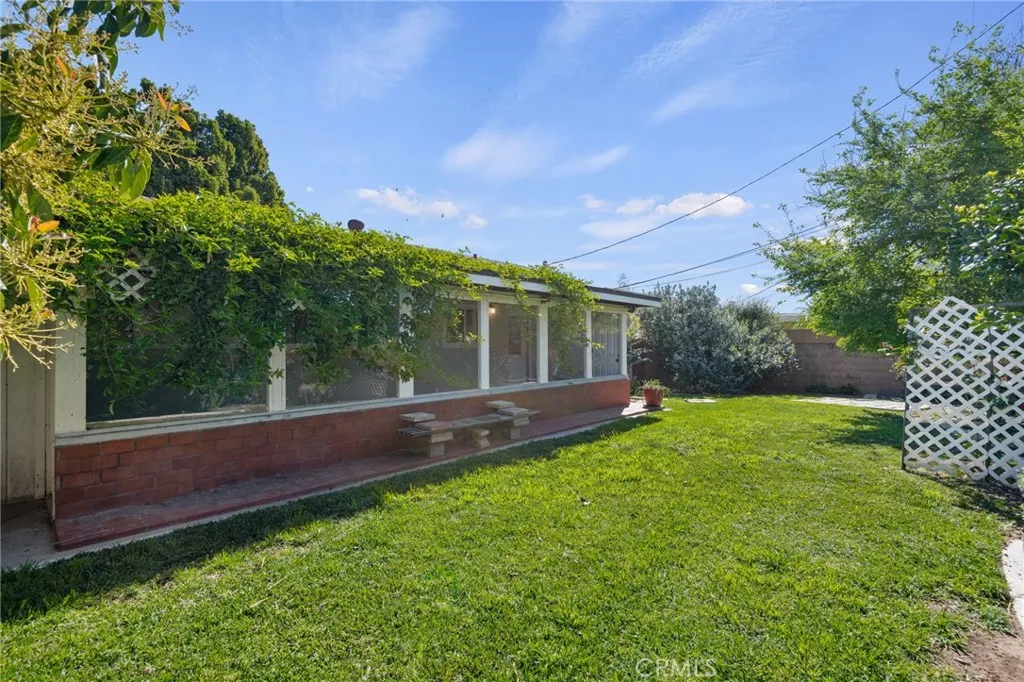 329 Bucknell Avenue, Ventura, CA 93003