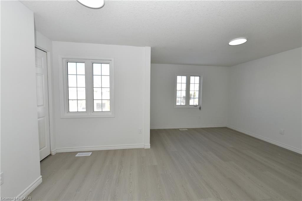 Additional image 6 of 53 Foxglove Crescent, Kitchener, ON, N2E 3Y7