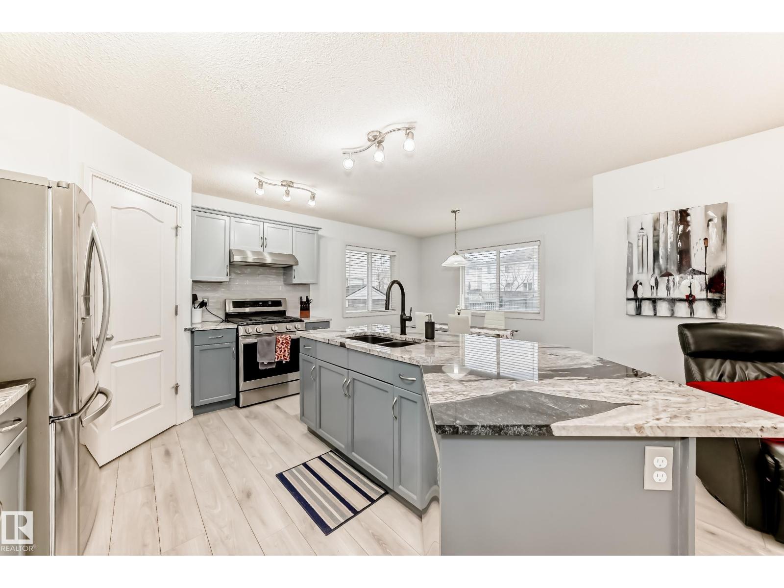 Additional image 6 of 5305 205 Street NW, Edmonton, AB, T6M2Y7
