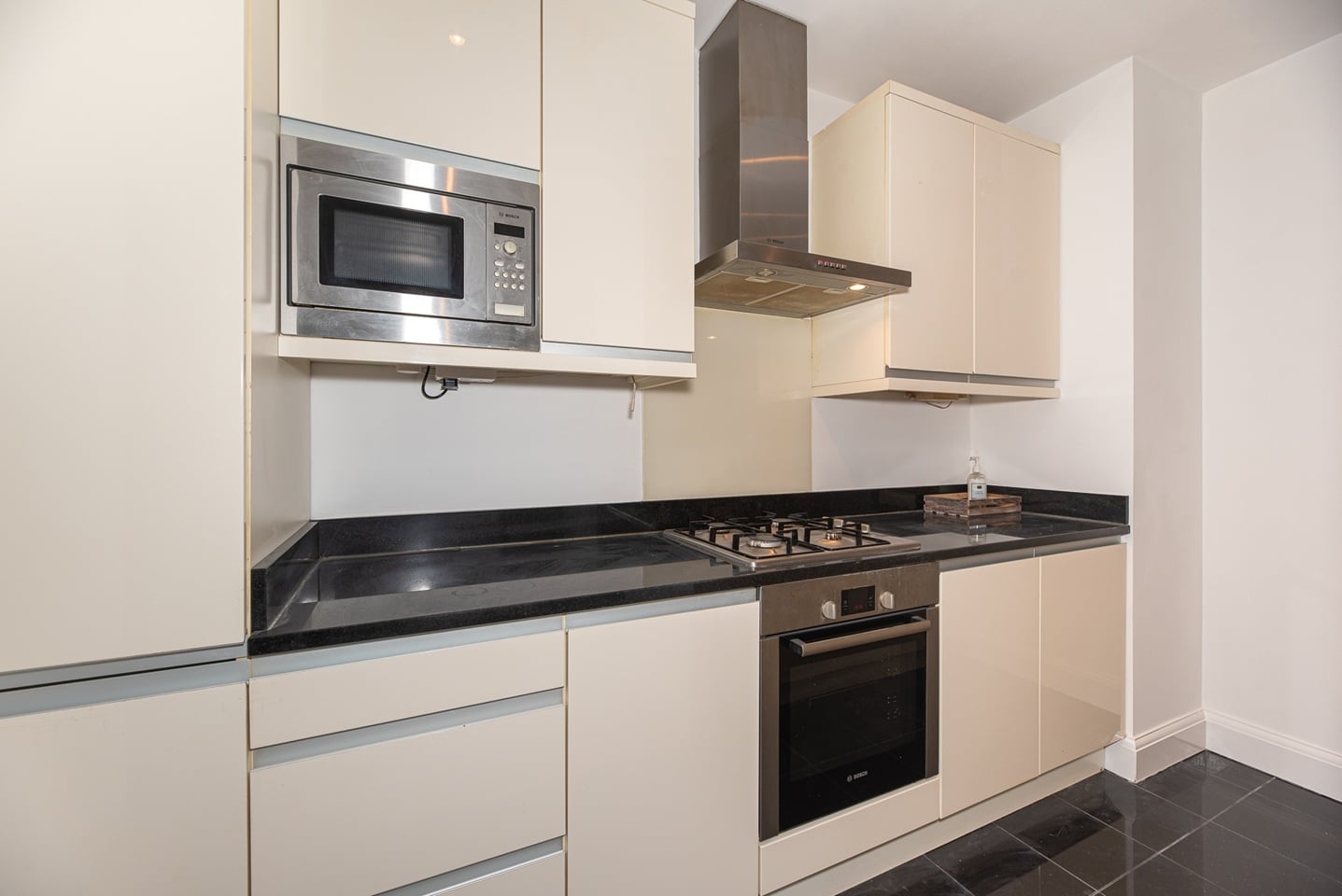 Additional image 3 of 2 Bed Flat, Bondway, SW8, N1 7GU
