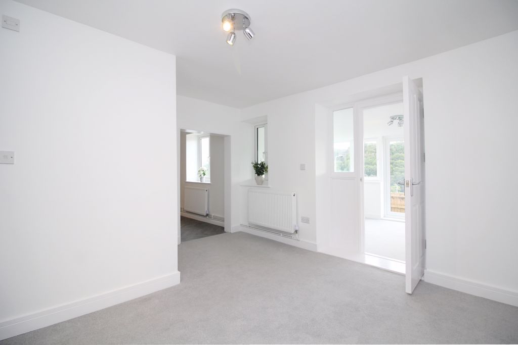 Additional image 9 of 2 bed flat for saleCilfynydd Road, Cilfynydd, Pontypridd CF37