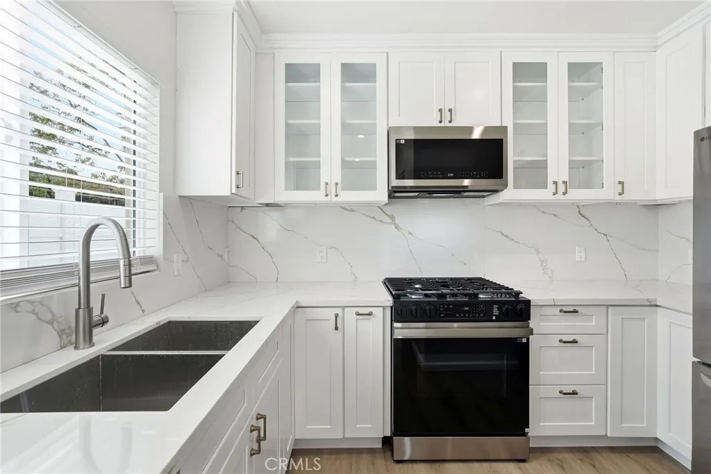 Additional image 12 of 10846 Huston Street, North Hollywood, CA 91601