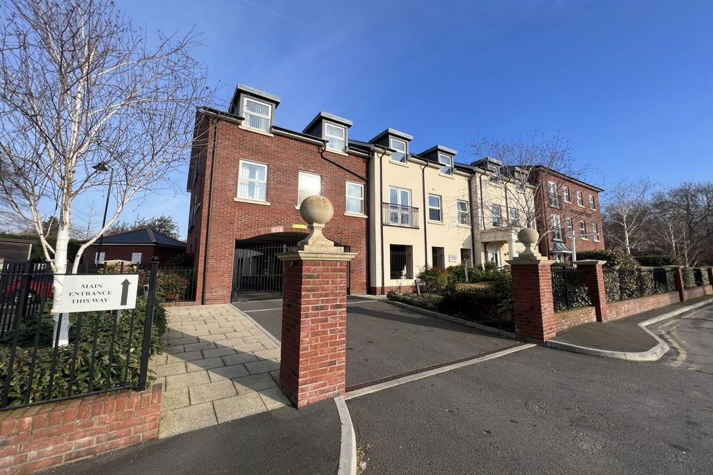Additional image 16 of 1 bed property for saleMonmouth Road, Abergavenny NP7