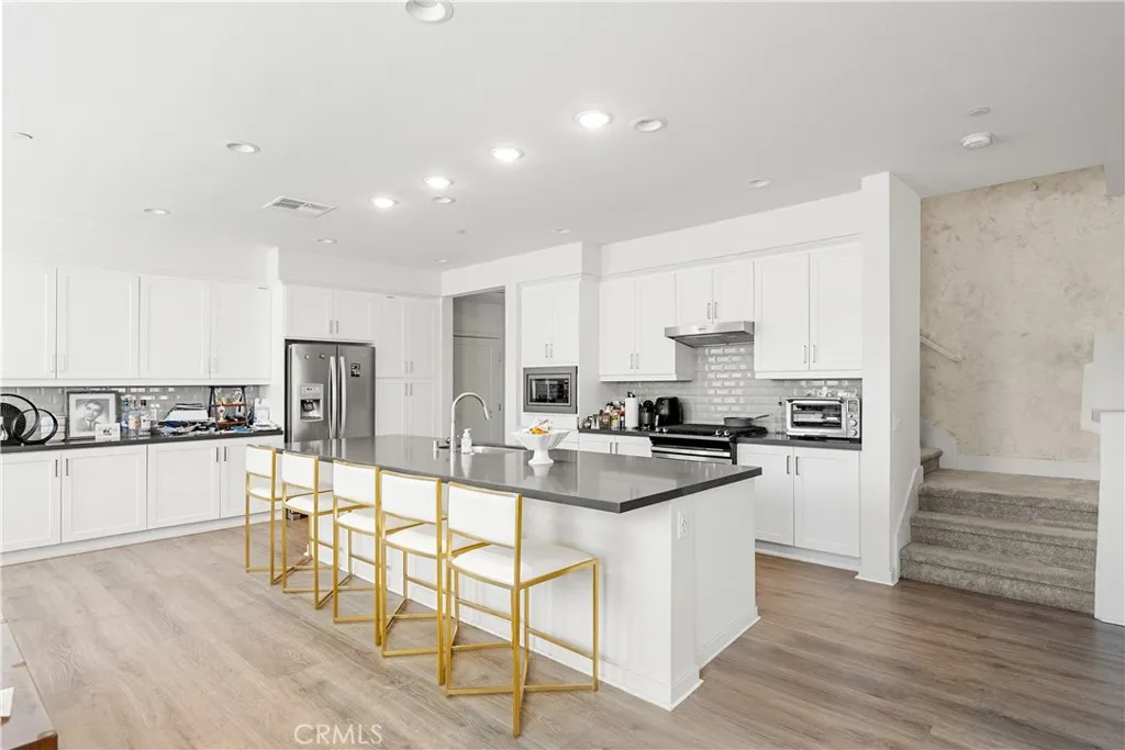 Additional image 33 of 120 Novel, Irvine, CA 92618