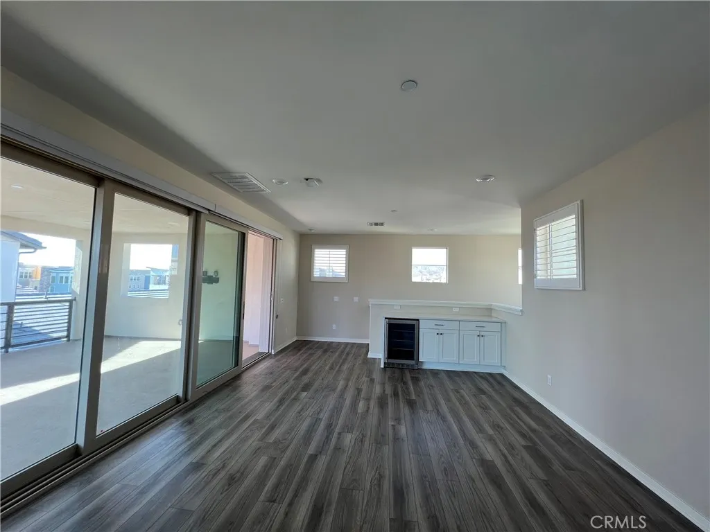 Additional image 33 of 110 Sculpture, Irvine, CA 92618