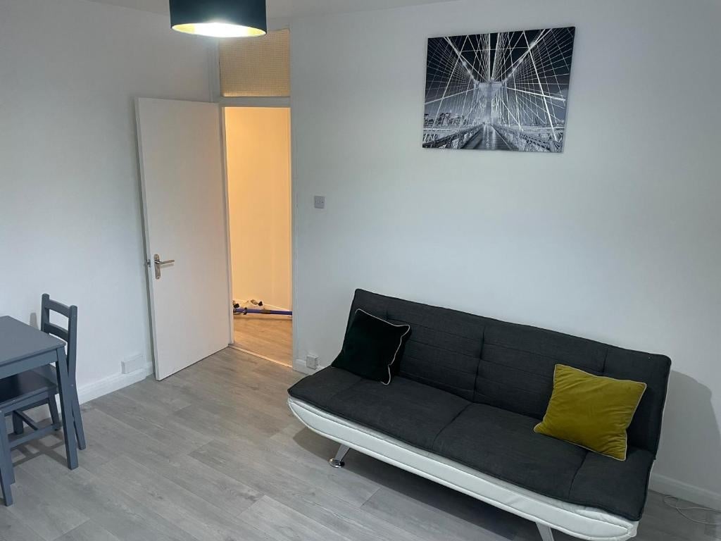 Additional image 3 of 1 Bed Flat, Arne House, SE11, N1 7GU