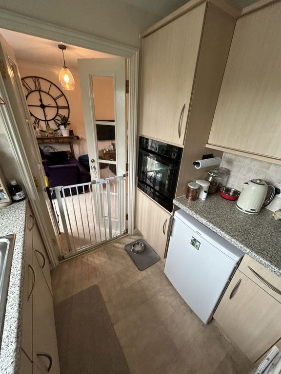 Additional image 10 of 1 bed flat for saleHeol Gouesnou, Brecon LD3