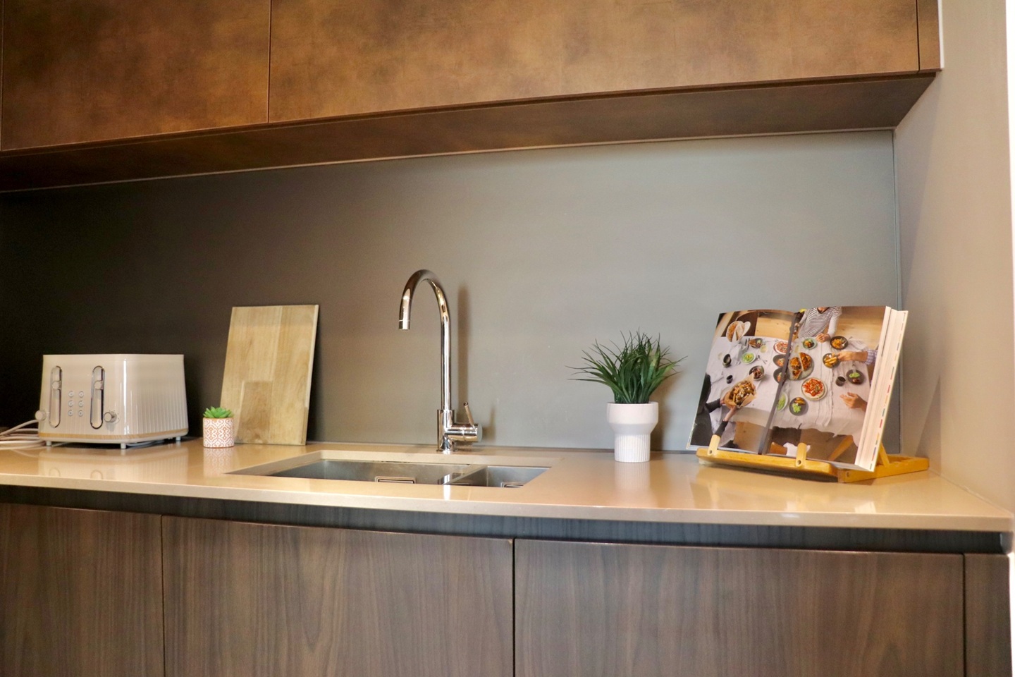 Additional image 12 of 2 Bed Flat, Exchange Gardens, SW8, N1 7GU