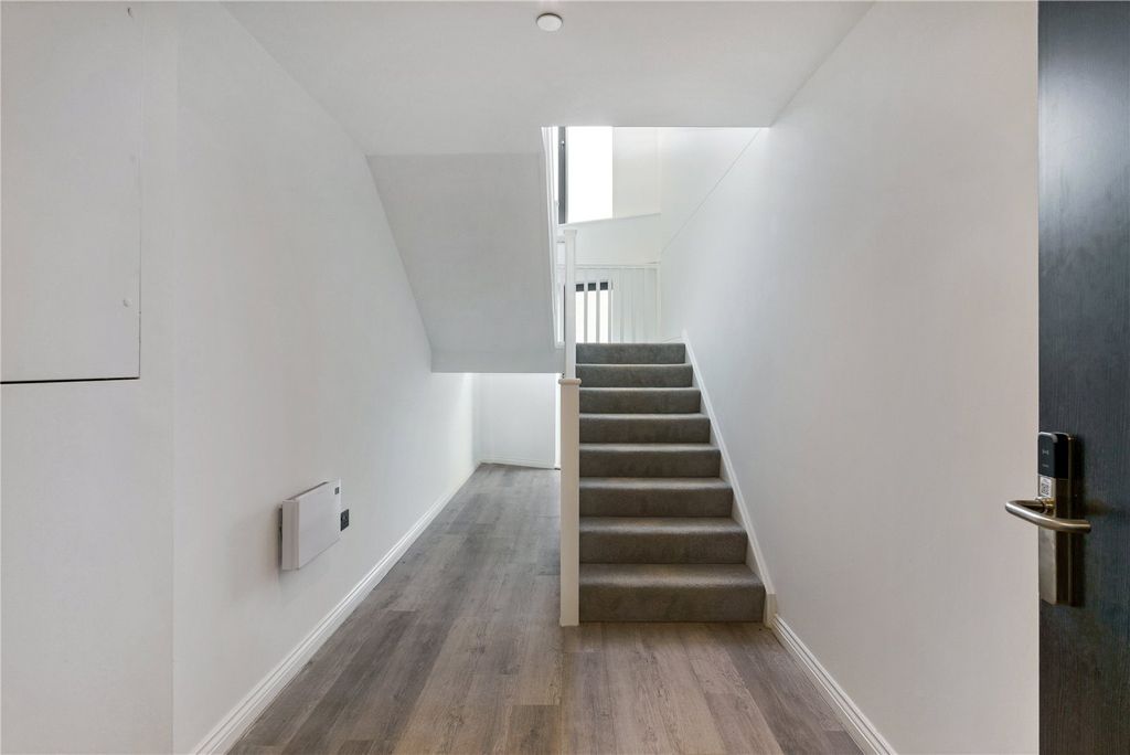 Additional image 16 of 3 bed flat for saleThe Penthouse, Springwell Gardens, Whitehall Road, Leeds LS12
