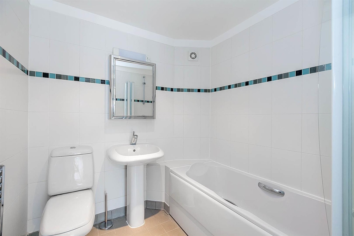 Additional image 7 of 2 Bed Flat, St Pauls Crescent, NW1, N1 7GU