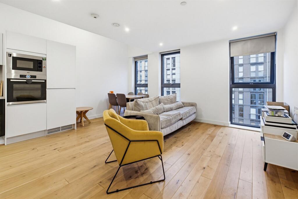 Arden Gate, 19 William Street, B15