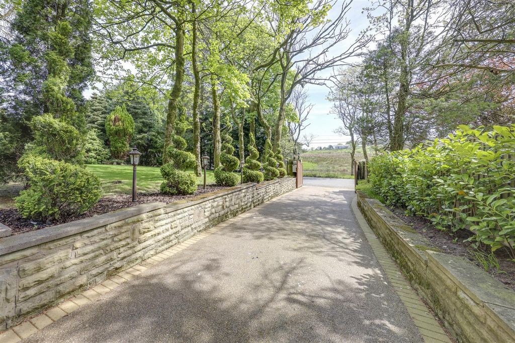 Additional image 10 of 6 bed detached house for saleAlden Road, Rossendale BB4