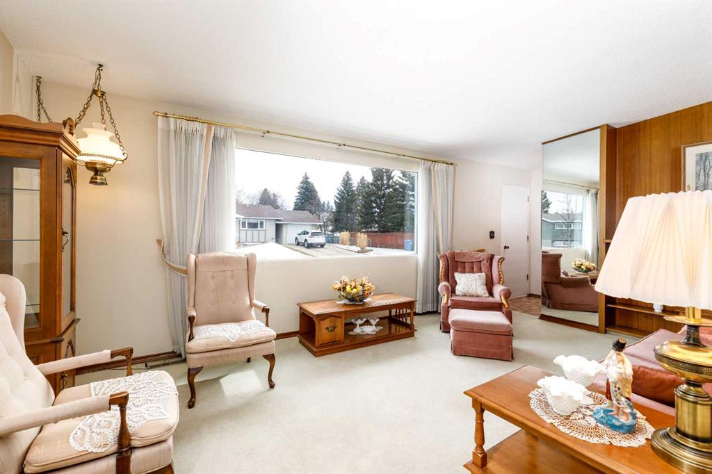 Additional image 5 of 20 Macleod Close, Red Deer, AB, T4N0K4