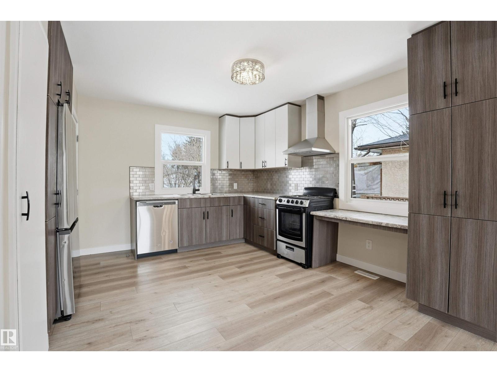 Additional image 4 of 12235 St Albert Trail NW, Edmonton, AB, T5L4G7