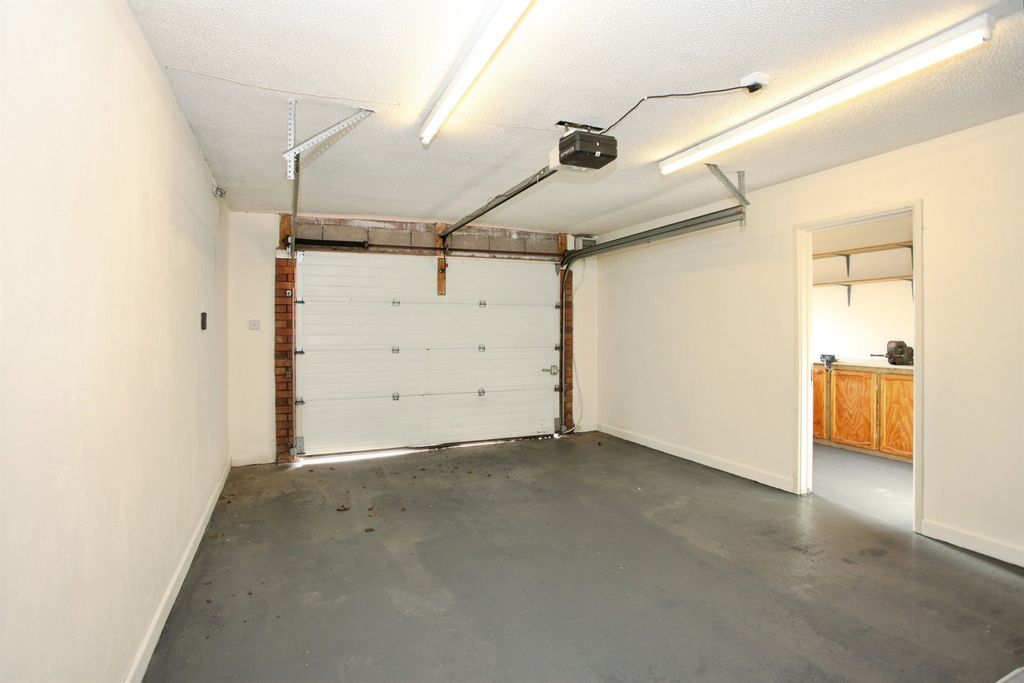 Additional image 24 of 4 bed detached house for saleBronheulwen, Porth CF39
