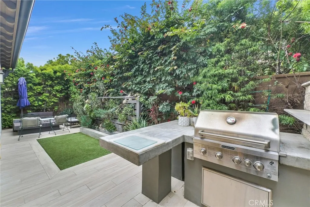 Additional image 38 of 56 Farmhand, Irvine, CA 92602