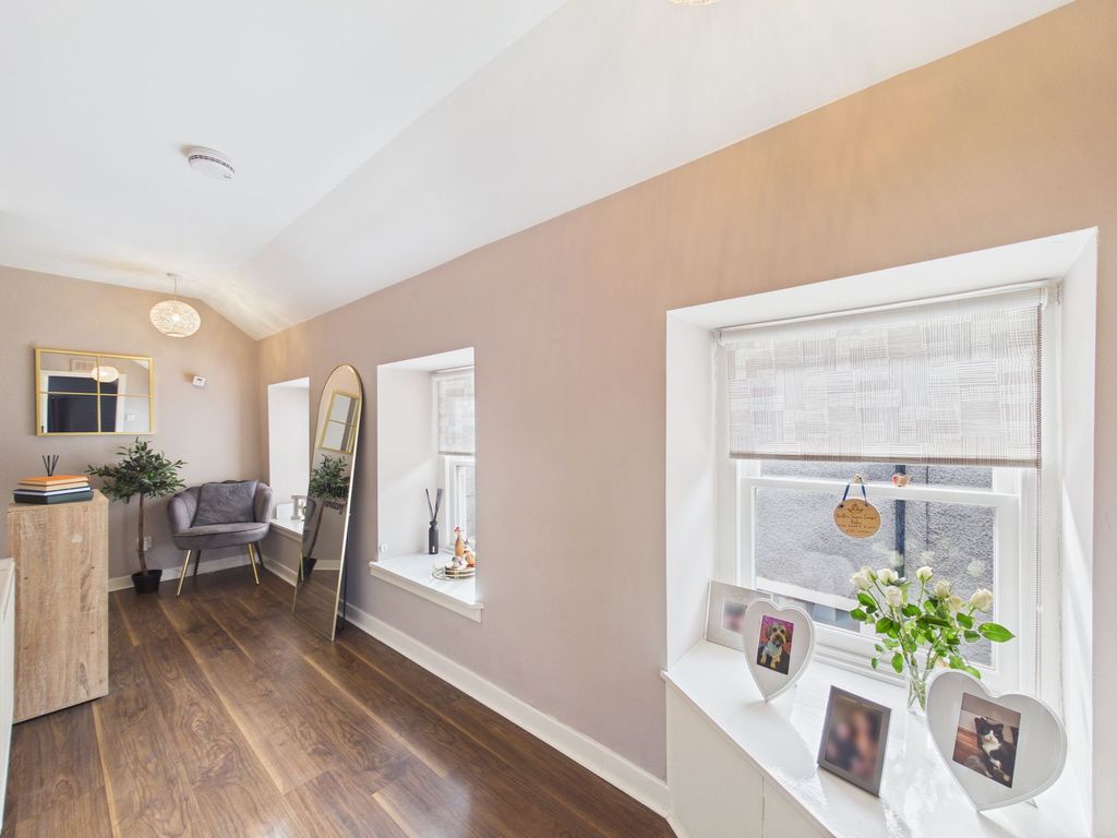 Additional image 5 of 3 bed flat for sale26 North Back Road, Biggar ML12