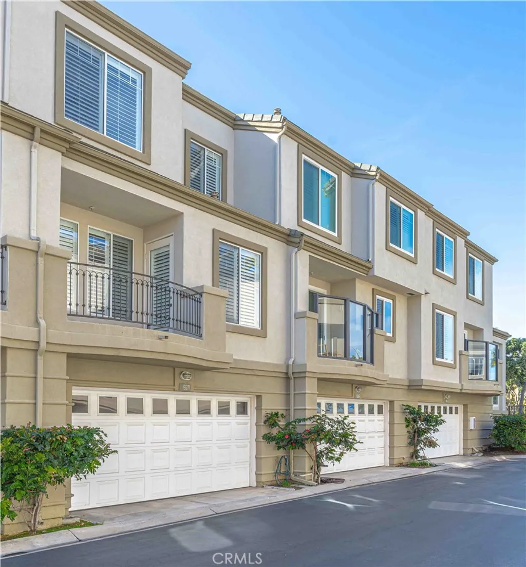 Additional image 2 of 19271 Surfwave Drive, Huntington Beach, CA 92648