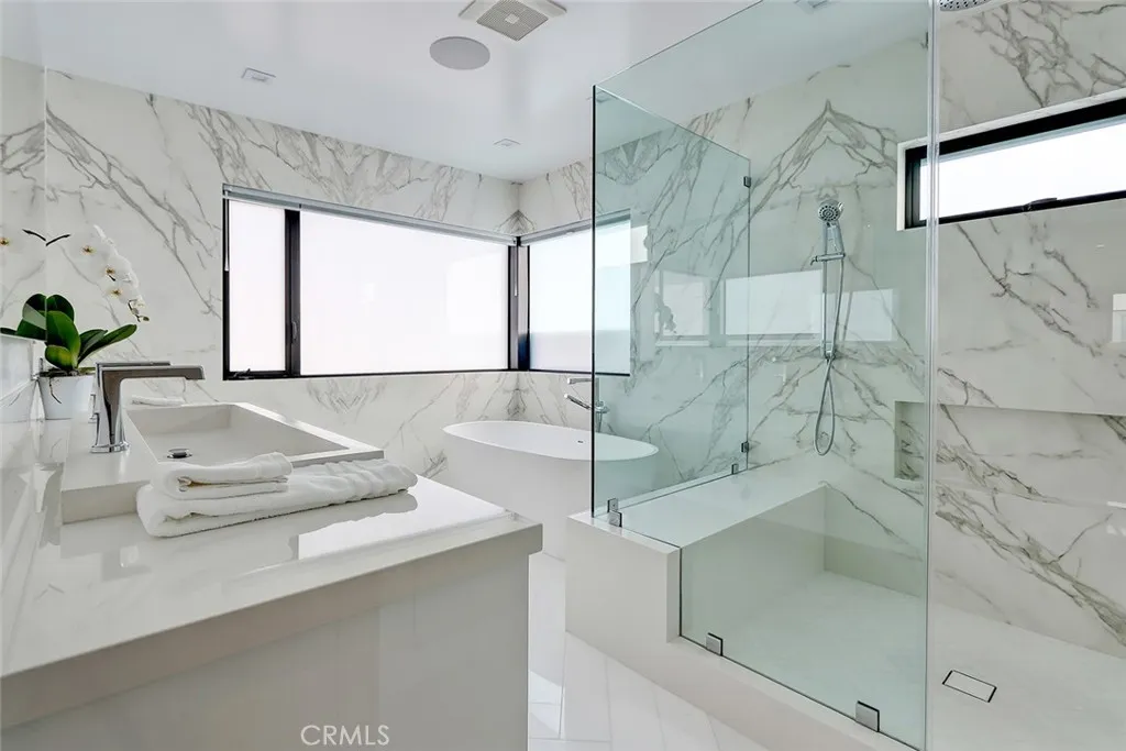 Additional image 22 of 1208 The Strand Unit C, Manhattan Beach, CA 90266