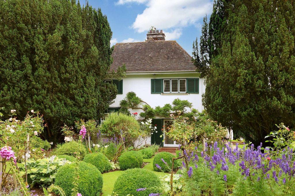 Additional image 20 of 6 bed detached house for saleColmore Lane, Kingwood, Henley-On-Thames, Oxfordshire RG9