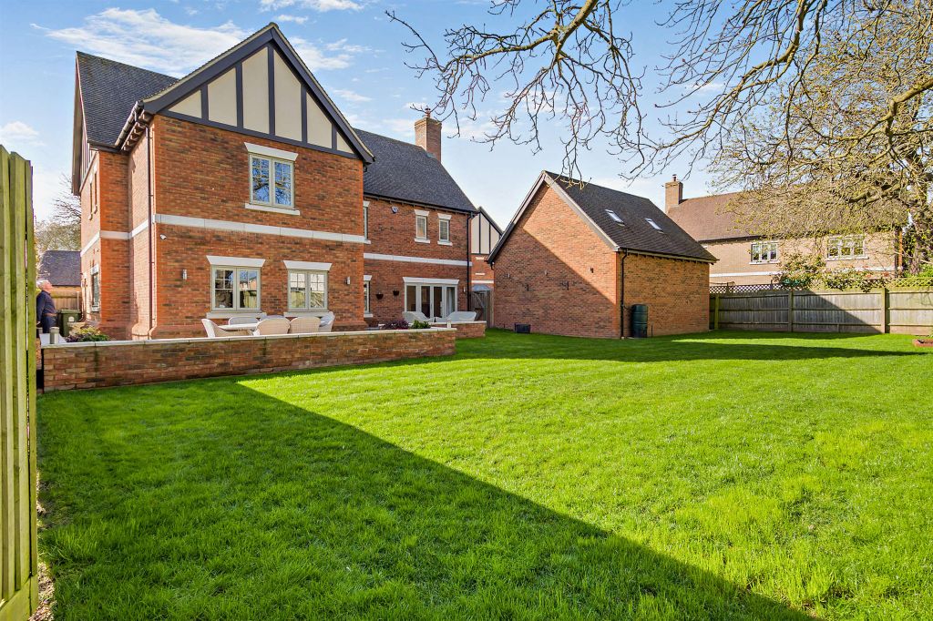 Additional image 4 of 5 bed detached house for saleVawser Crescent, Peterborough PE3