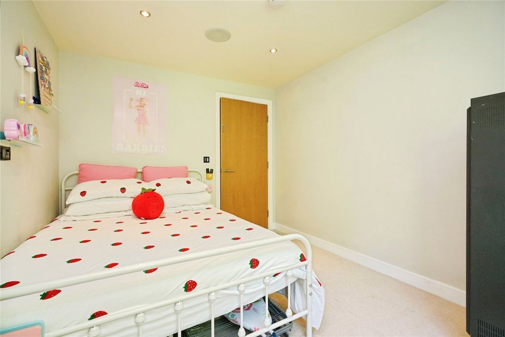 Additional image 14 of 3 bed flat for saleStation Road, Ashby-De-La-Zouch, Leicestershire LE65