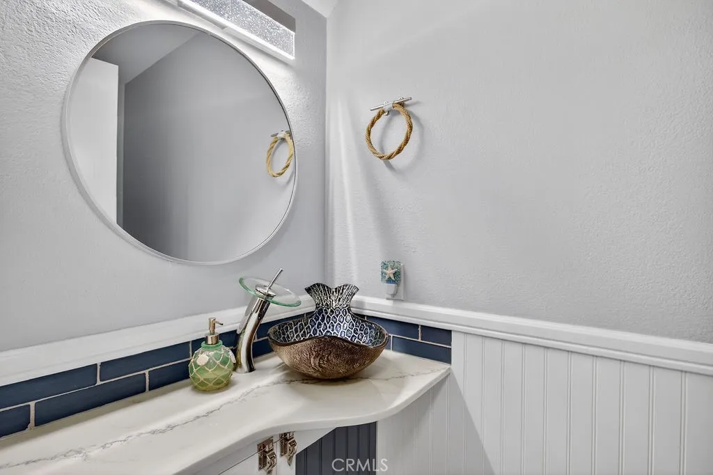 Additional image 28 of 401 Vista Roma, Newport Beach, CA 92660