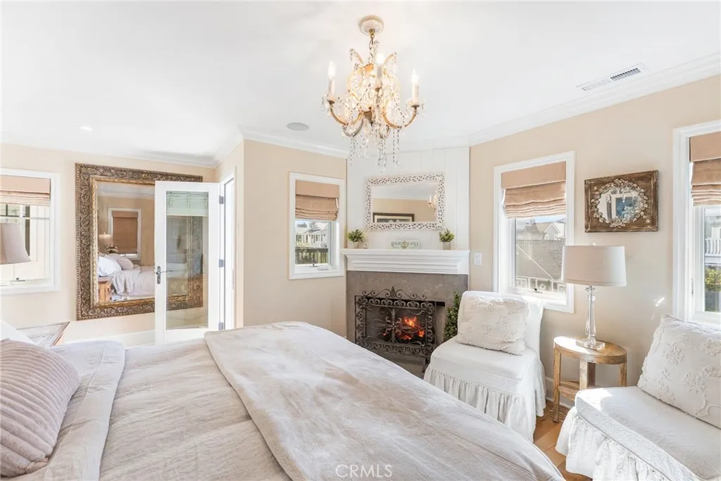 Additional image 21 of 220 Coral Ave, Newport Beach, CA 92662